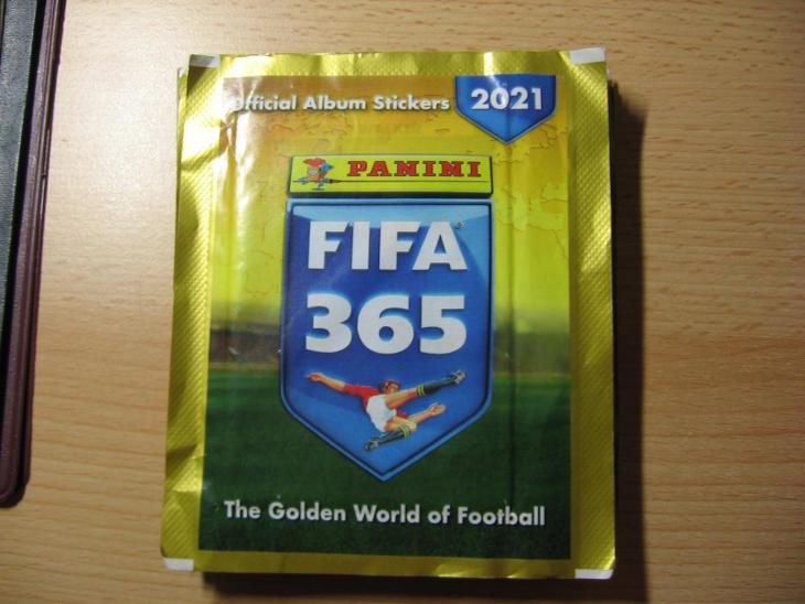 Sběratelské kartičky FIFA 365  2021 13+1 ROZBALENÝ - Sportovní sbírky
