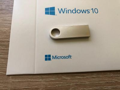 Windows 10/11 - instalační USB + možnost licence