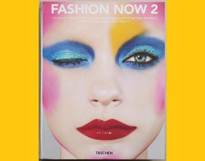 FASHION NOW 2 i-D selectes 160 fashion designeres - 640 stran