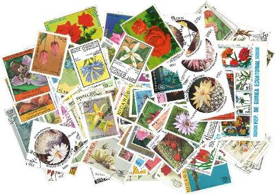 Květiny - 250 různých razítkovaných známek K02