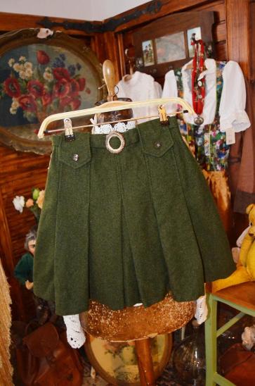 Myslivecká... vlněná sukně zelená vel. 32/34 - Dámské oblečení