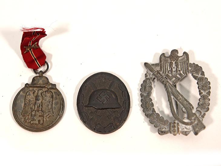 3 vyznamenání včetně osvědčení o udělení - Robert Eigemann☺ - Vojenské předměty Německo 1933-1945