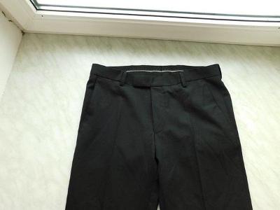 Pěkné černé klasické streč kalhoty vel. 46, pas 86, délka 104 cm