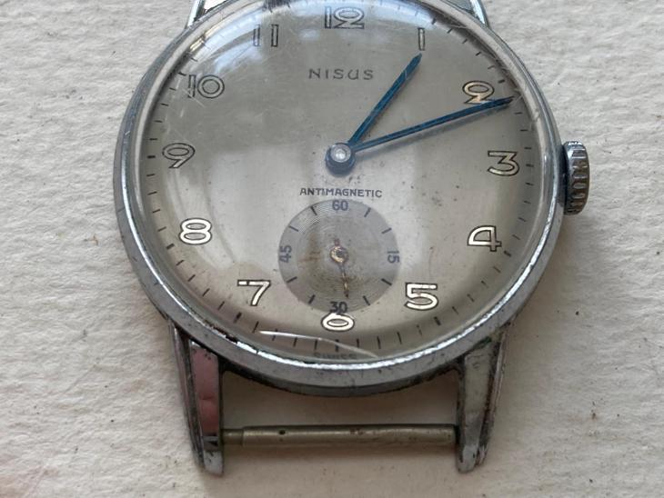 Náramkové hodinky NISUS - Starožitné hodinky