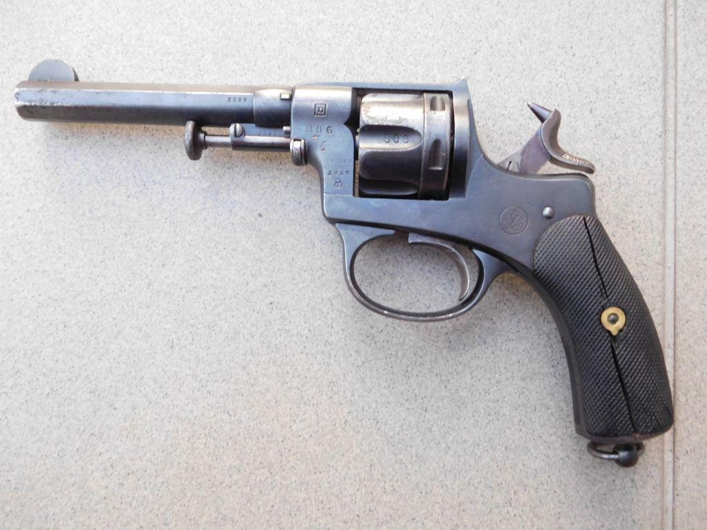 Revolver Nagant M 1878  - Sběratelské zbraně