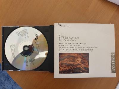 sada dvou CD, kvalitní provedení oratoria J. Haydna Stvoření