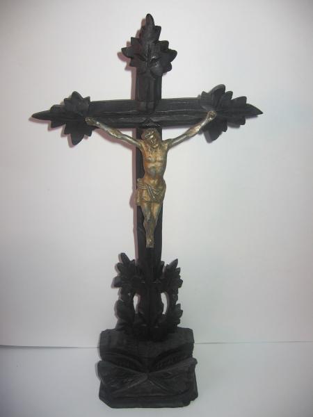 Krucifix řezbovaný  - Starožitnosti a umění