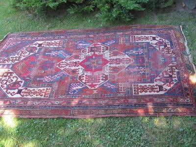 Perský koberec starožitný