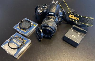 Zrcadlova Nikon D3000 + 18-55mm a doplnky