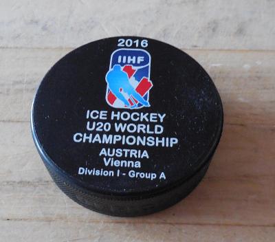 Prodám hokejový puk MS U 20 Rakousko divize 1 skupina A 2016.