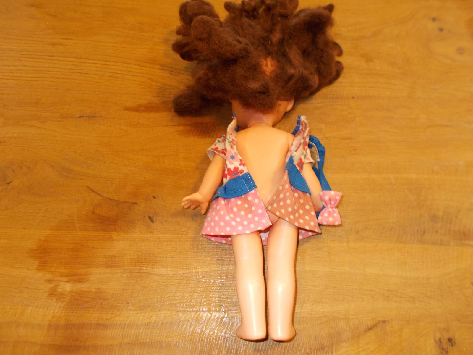 Gumo - plastová mrkací panenka 30 cm - od 1kč - Starožitnosti a umění