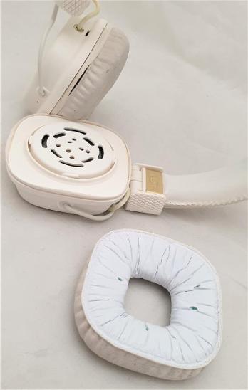 Bezdrátová sluchátka Marshall Major II Bluetooth - White