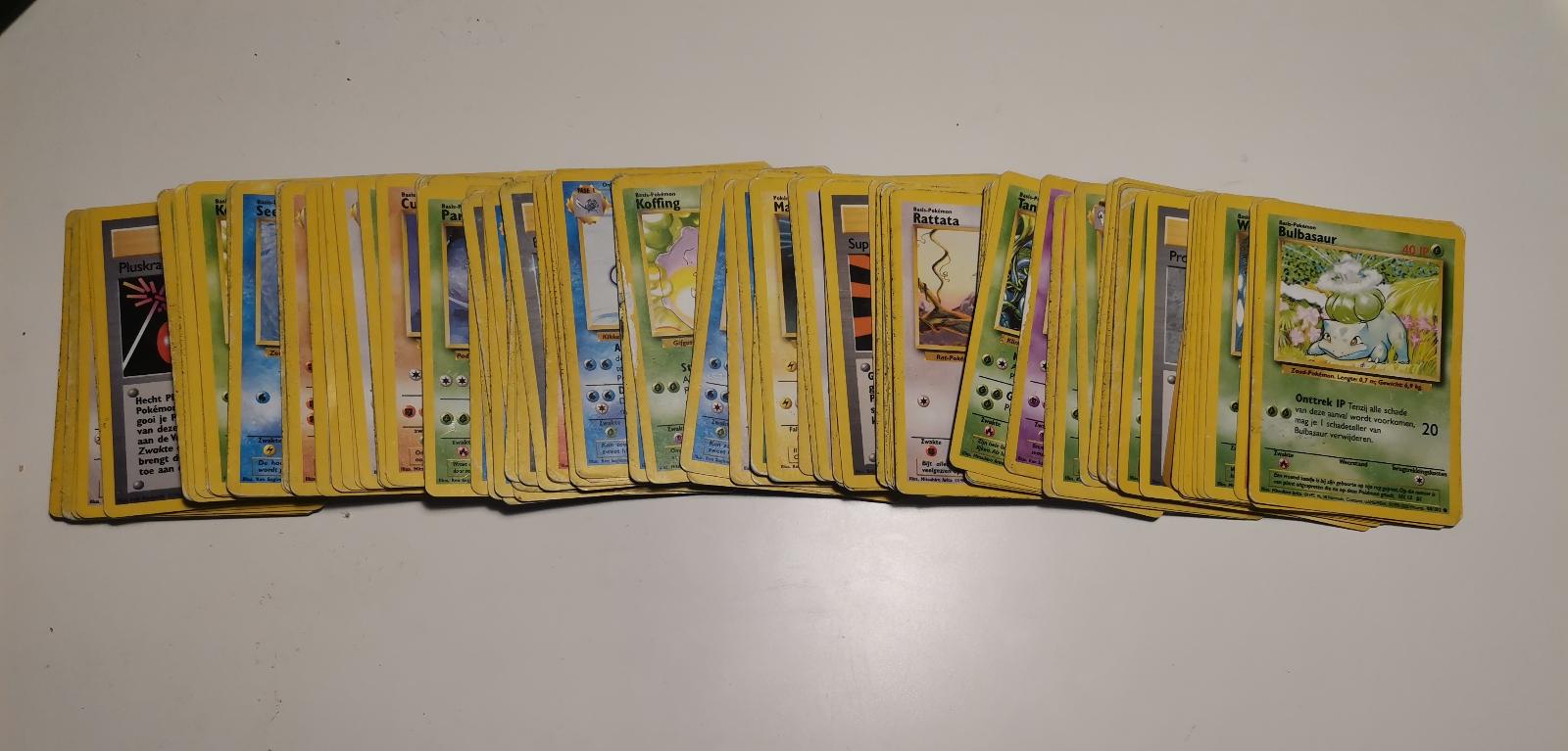 Bulk starých pokemon karet 3 - Sběratelství