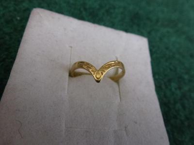 Zlatý prsten  585  