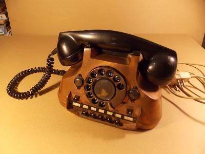 STARÝ TELEFON podnikový sekretariát 