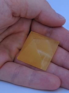 Žlutý aventurin, 31 mm - krystal, minerál, pyramida