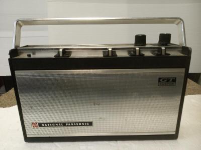 Rádio National Panasonic RF-903V