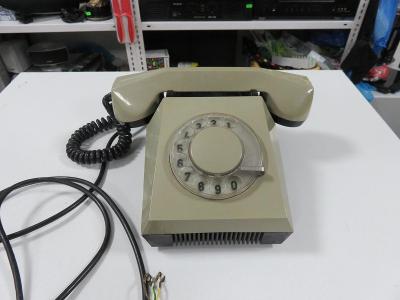 Starý  vytáčecí telefon Tesla Stropkov AS 20 - 1981 Czechoslovakia 