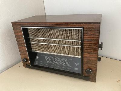 Staré krásné radio SABA - top stav 