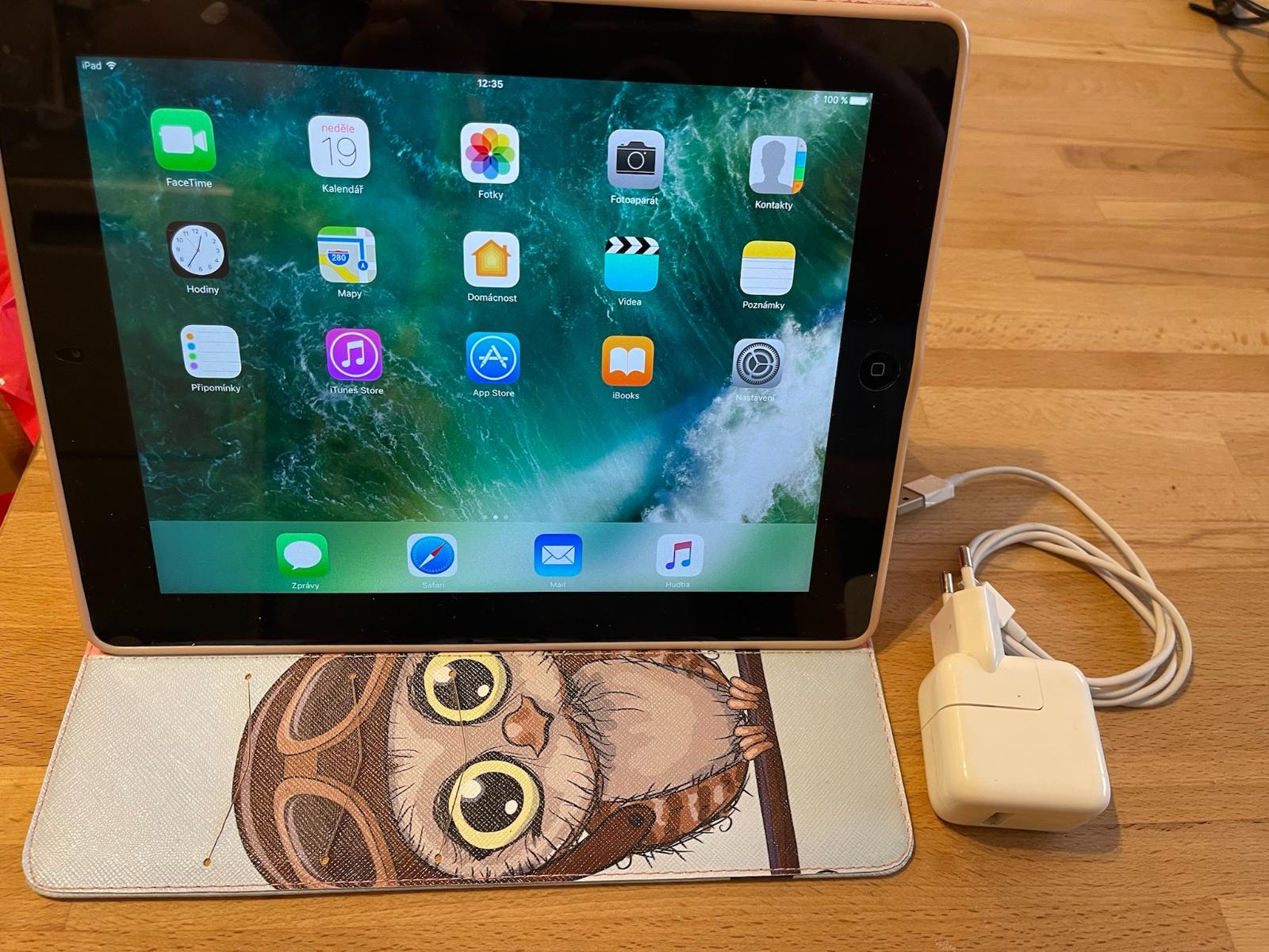 Apple iPad 4.generace s retina displejem, 16GB (md510fd/a) + pouzdro. - Počítače a hry