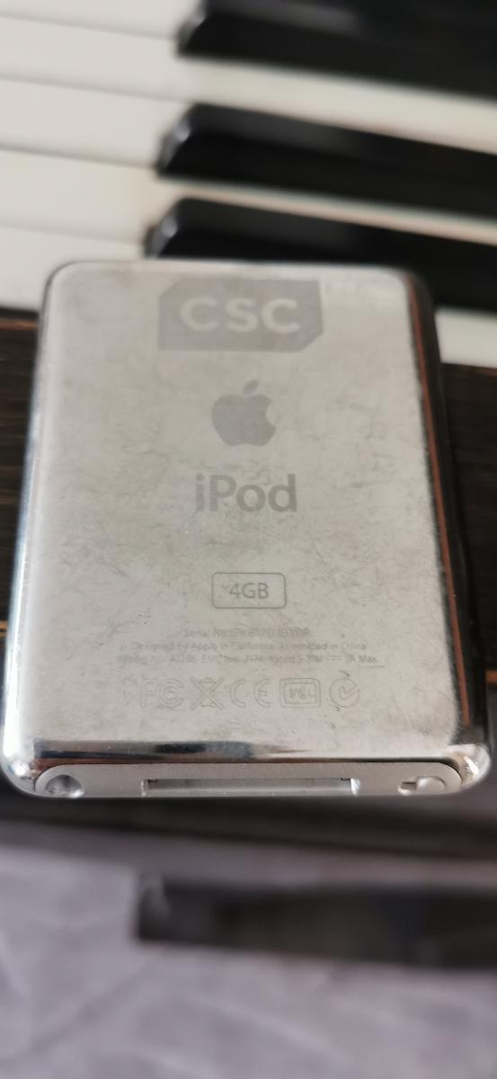 Apple iPod Nano / 4GB (Silver) - 3.generace - TV, audio, video