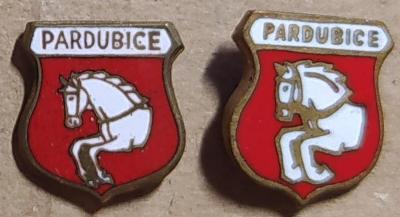 P114 Odznak Pardubice  2ks