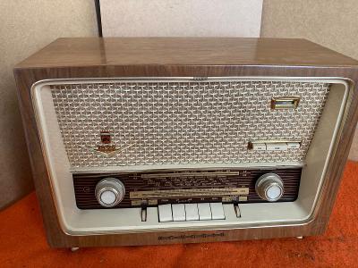 Krásné staré Radio Grundig 1099 - nádherný, zachovalý stav