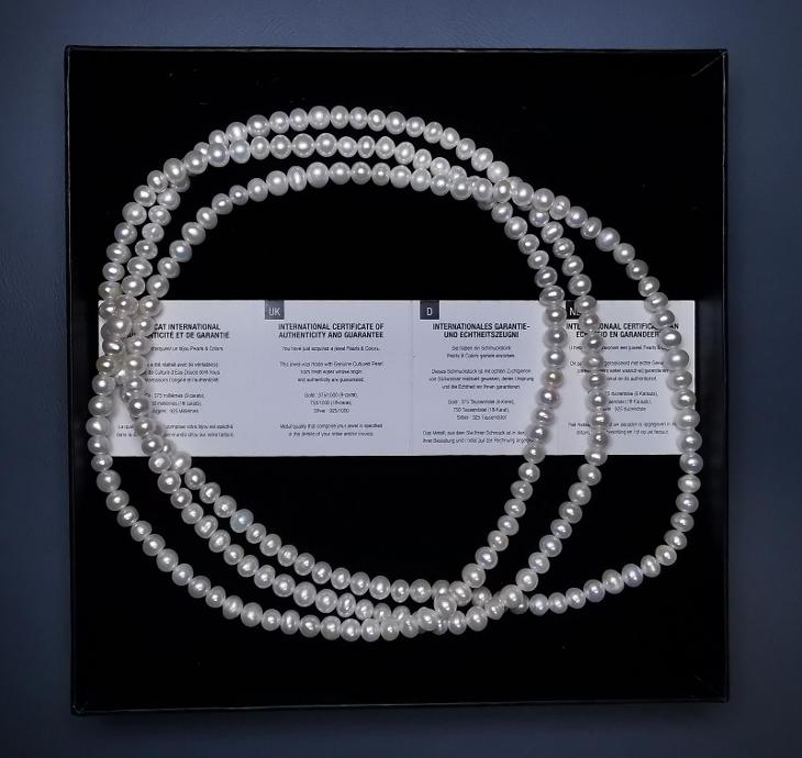 Perlovy náhrdelník 120cm, 5-6mm. PC: 2300 Kč. (KU0456)