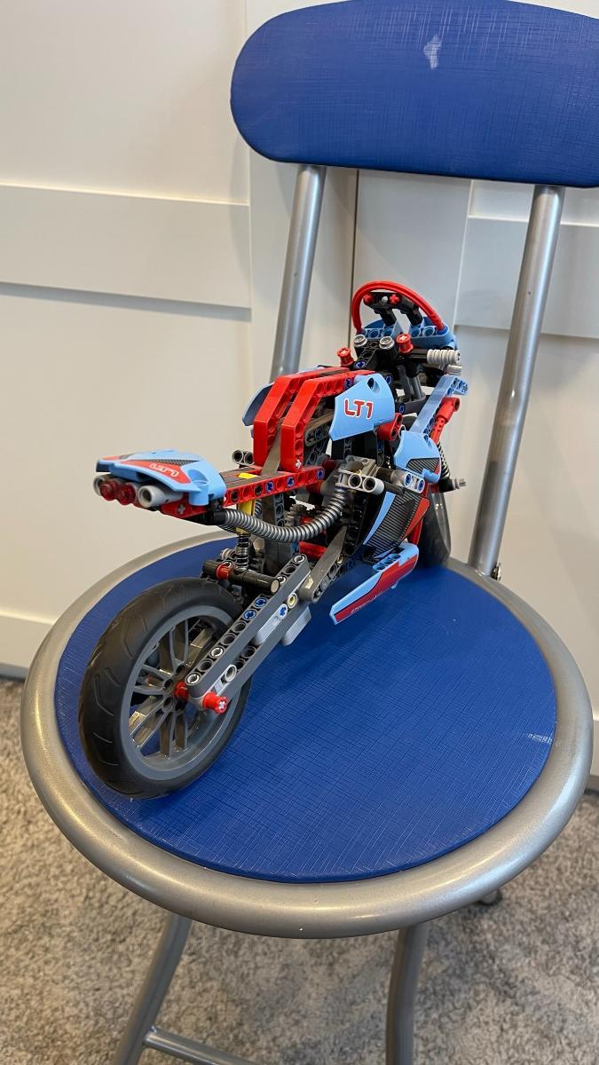 Lego Technic 42036 Silniční motorka - LEGO