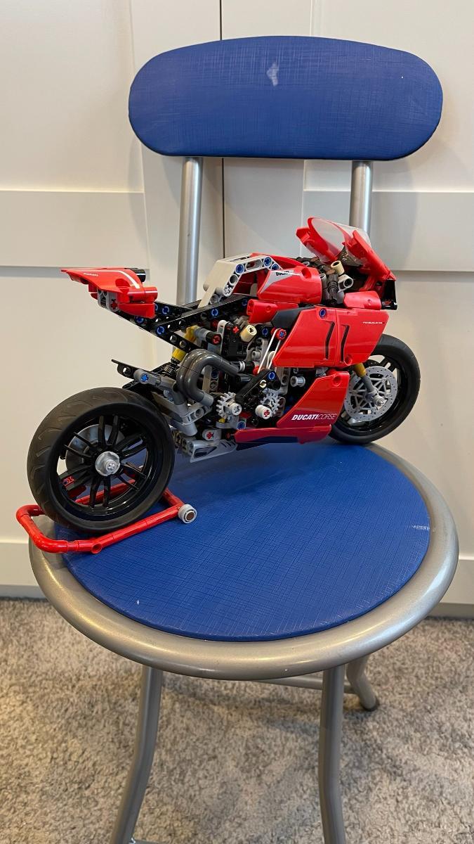 LEGO Technic 42107 Ducati Panigale V4 R - LEGO