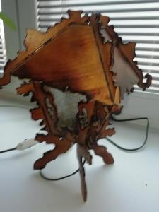 Stará dřevěná lampička 