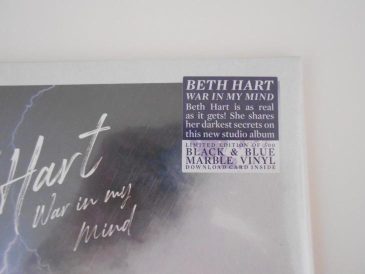 BETH HART - WAR IN MY MIND - BLACK/BLUE MARBLE 2LP + CARD + POSTER ! - LP / Vinylové desky