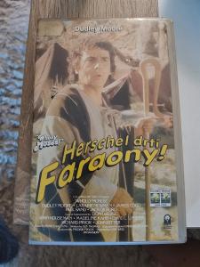 Raritní VHS kazeta Herschel drtí faraony 1980