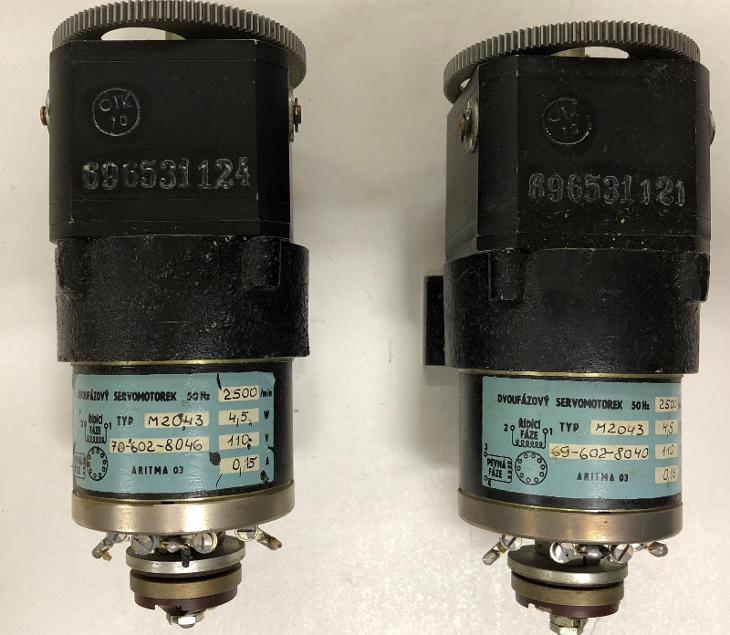 Dvojice servomotorů Aritma M2043 - Průmysl