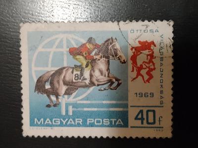 Maďarsko, sport, kůň, moderní pětiboj, jezdectví