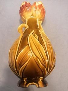 Secesní keramická váza