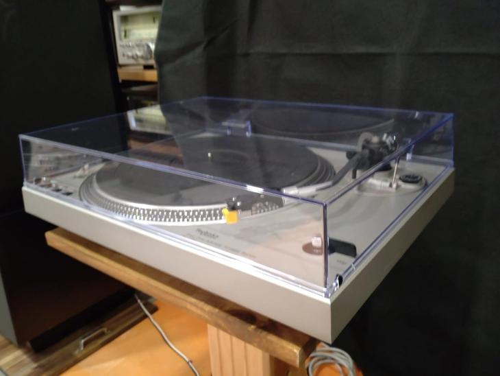 gramofon Technics SL-1700 - TV, audio, video