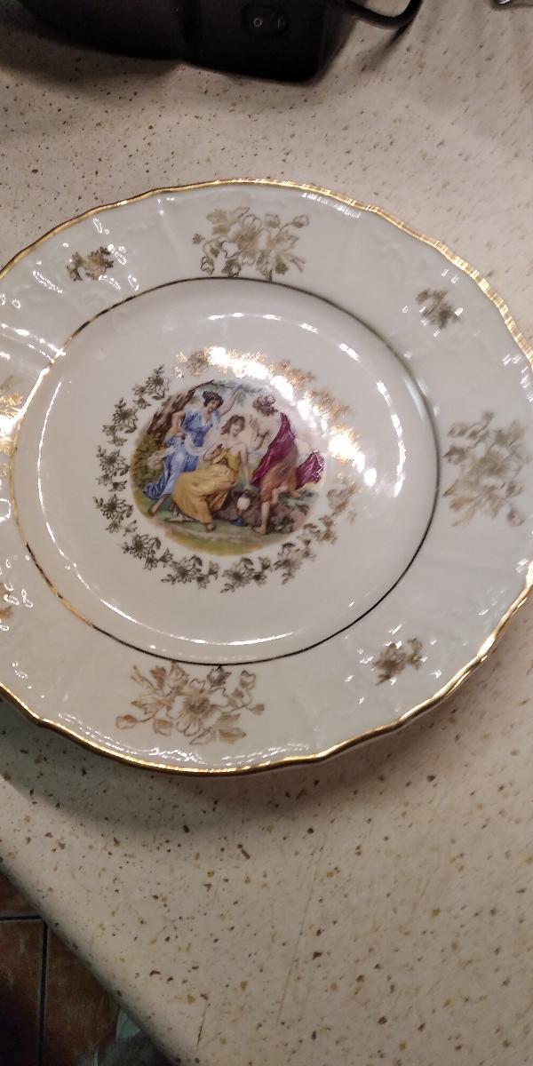 porcelánový talíř TŘI Grácie mělký 25 cm - Starožitné porcelánové talíře