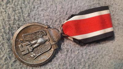Medaile za zimní tažení do Ruska 1941-42 tkzv. Zmrzlík