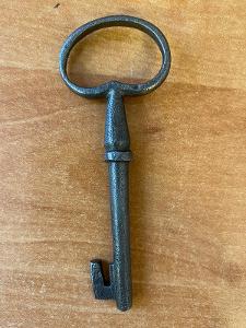 Klíč, konec 18. století, délka 10 cm, bez poškození