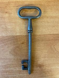 Klíč, konec 18. století, délka 13,5 cm, bez poškození