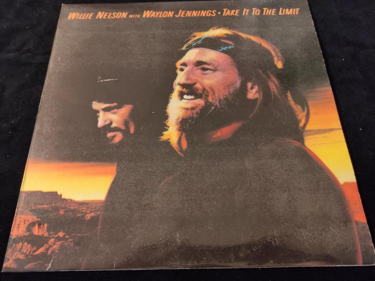 Willie Nelson - Take it to the limit - Hudba
