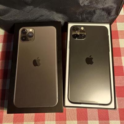 mobilní telefon Apple iPhone 11 PRO Max 256Gb - šedý - rozbaleno