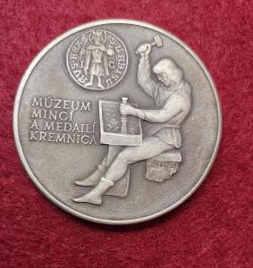 Medaile Múzeum minci a madailí Kremnica