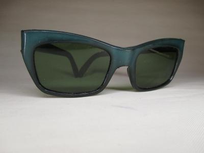 Retro zelené sluneční brýle Okula  ( skla ) 60 léta ČSSR
