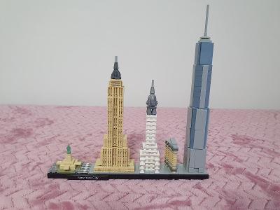 LEGO ARCHITECTURE NEW YORK CITY - S KRABICÍ I NÁVODEM