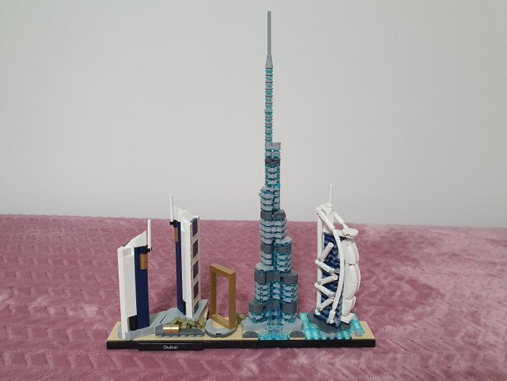 LEGO ARCHITECTURE DUBAI - S KRABICÍ I NÁVODEM