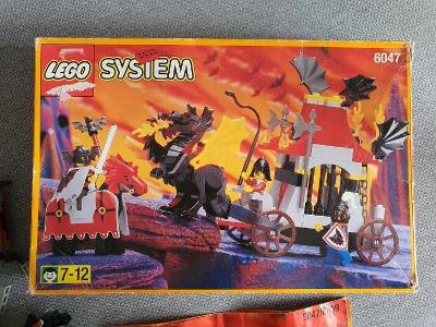 LEGO SYSTEM 6047 - Vězeňský transport s Drakem !VČETNĚ KRABICE! hrady