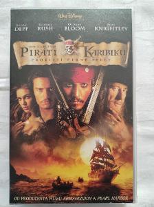 VHS Piráti z Karibiku Prokletí Černé perly