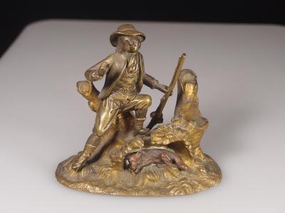 menší figurální bronz - lovecký motiv s liškou